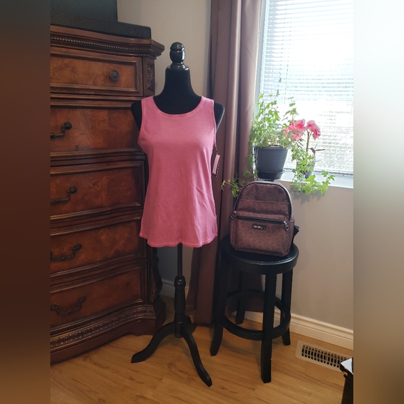 Ideology Small open back tank top - Picture 2 of 7